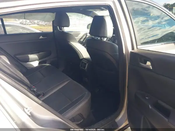 KNDP6CAC4L7770947 2020 KIA SPORTAGE - Image 8