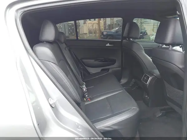 KNDP6CAC4N7949556 2022 KIA SPORTAGE - Image 8