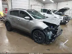KNDP6CAC4N7974635 2022 KIA SPORTAGE