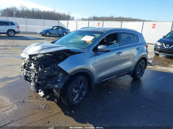 KNDP6CAC5L7675815 2020 KIA SPORTAGE - Image 2