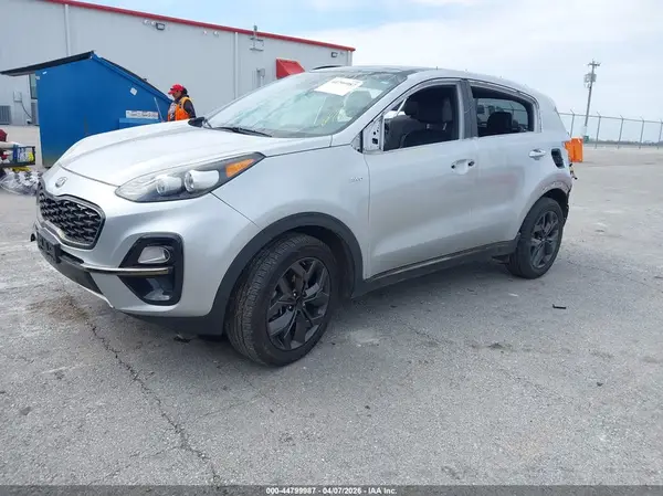 KNDP6CAC5L7679623 2020 KIA SPORTAGE - Image 2