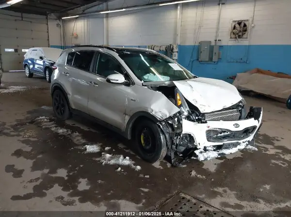 KNDP6CAC5L7744387 2020 KIA SPORTAGE - Image 1