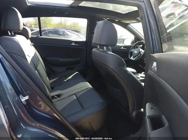 KNDP6CAC5M7850775 2021 KIA SPORTAGE - Image 8