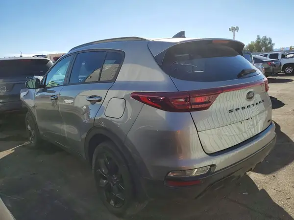 KNDP6CAC5M7911767 2021 KIA SPORTAGE - Image 2