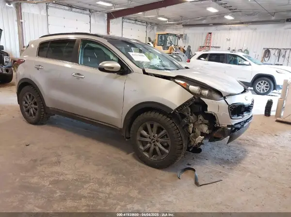KNDP6CAC6L7656951 2020 KIA SPORTAGE - Image 1
