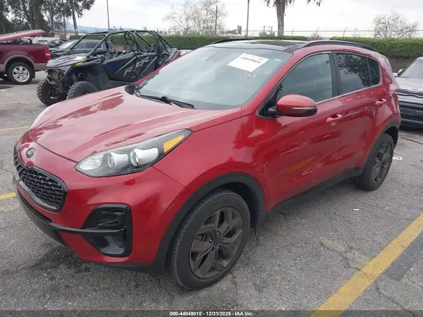 KNDP6CAC7M7902598 2021 KIA SPORTAGE - Image 2