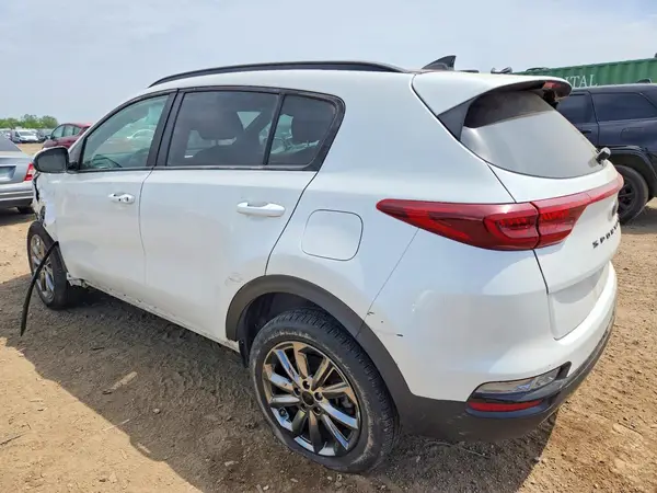 KNDP6CAC7N7022275 2022 KIA SPORTAGE - Image 2
