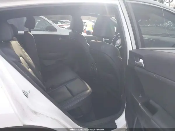 KNDP6CAC8L7680166 2020 KIA SPORTAGE - Image 8