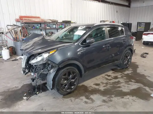 KNDP6CAC8L7697615 2020 KIA SPORTAGE - Image 2