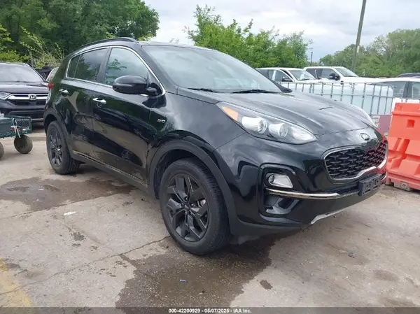 KNDP6CAC8L7762897 2020 KIA SPORTAGE - Image 1