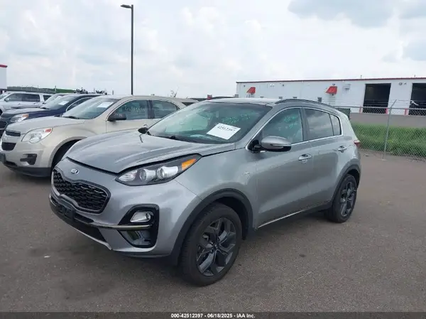 KNDP6CAC8L7818076 2020 KIA SPORTAGE - Image 2