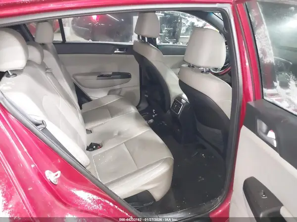 KNDP6CAC8M7852178 2021 KIA SPORTAGE - Image 8
