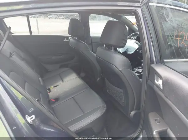KNDP6CAC9L7665417 2020 KIA SPORTAGE - Image 8