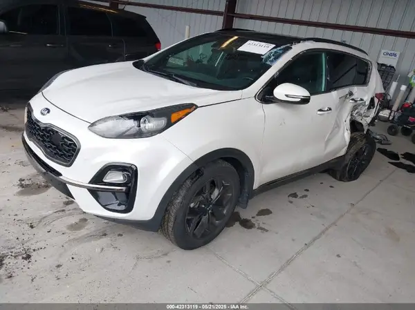 KNDP6CAC9L7767946 2020 KIA SPORTAGE - Image 2