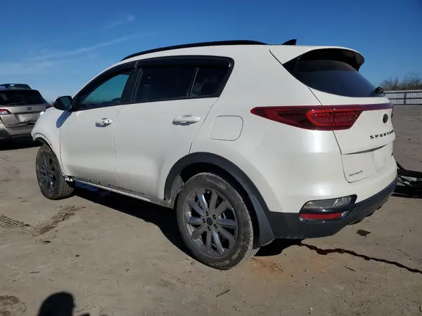 KNDP6CAC9N7014498 2022 KIA SPORTAGE - Image 2