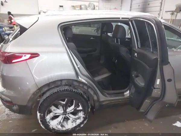 KNDP6CACXL7728914 2020 KIA SPORTAGE - Image 8