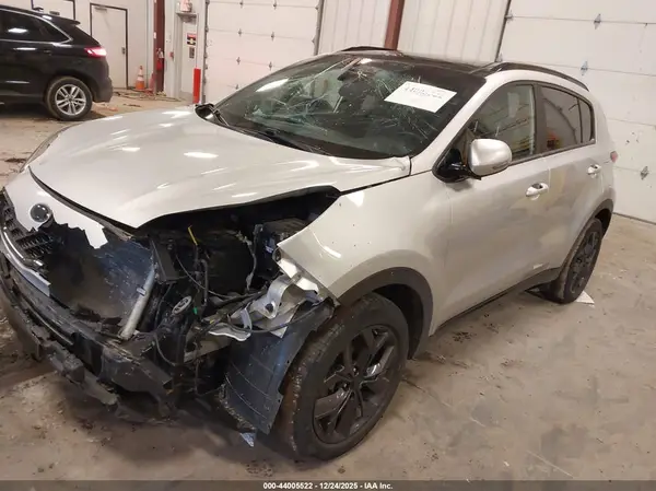 KNDP6CACXM7910324 2021 KIA SPORTAGE - Image 2