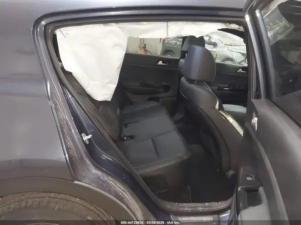 KNDP6CACXN7024747 2022 KIA SPORTAGE - Image 8