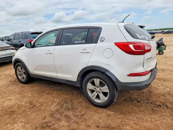 KNDPB3A24D7460317 2023 KIA SPORTAGE - Image 2