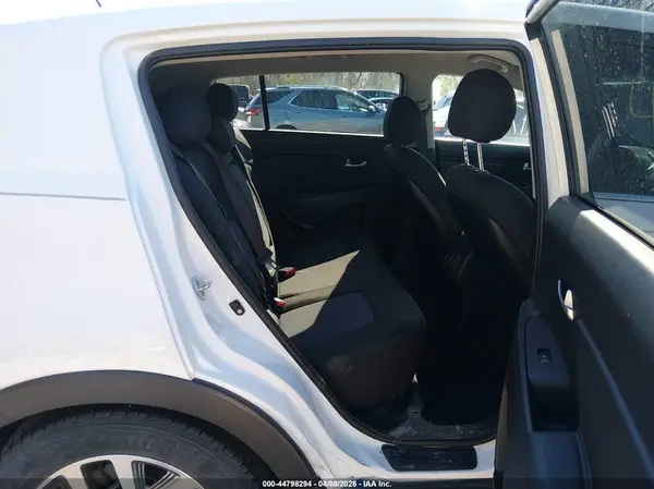 KNDPB3AC0G7795037 2016 KIA SPORTAGE - Image 8