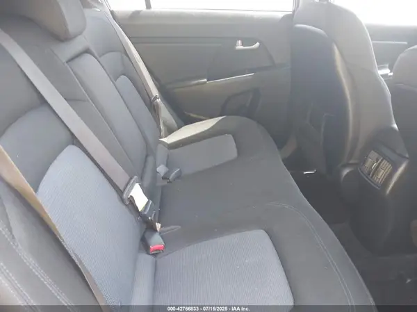 KNDPB3AC0G7796074 2016 KIA SPORTAGE - Image 8