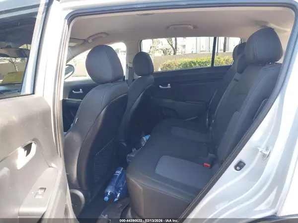 KNDPB3AC0G7796463 2016 KIA SPORTAGE - Image 8