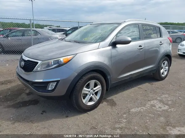KNDPB3AC0G7836833 2016 KIA SPORTAGE - Image 2
