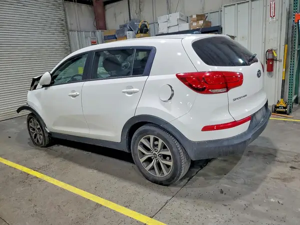 KNDPB3AC0G7844964 2016 KIA SPORTAGE - Image 2
