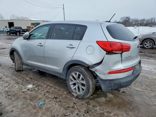 KNDPB3AC0G7872375 2016 KIA SPORTAGE - Image 2