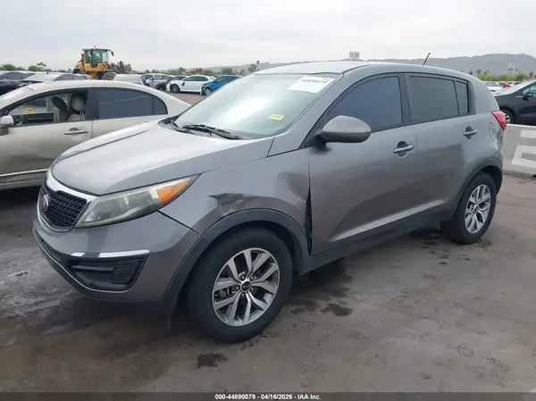 KNDPB3AC0G7872585 2016 KIA SPORTAGE - Image 2