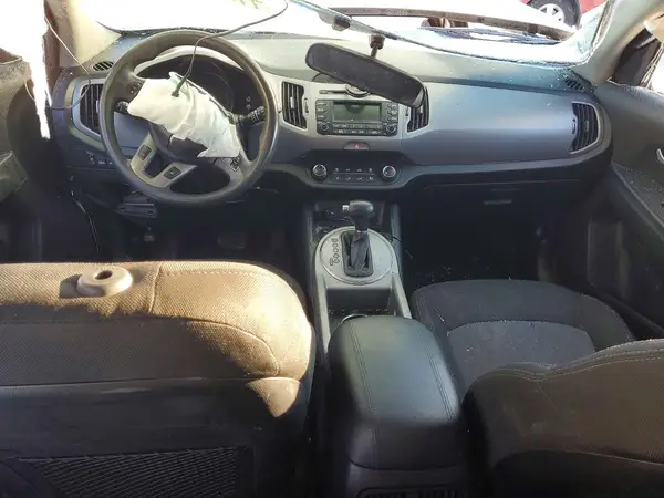 KNDPB3AC1G7796682 2016 KIA SPORTAGE - Image 8