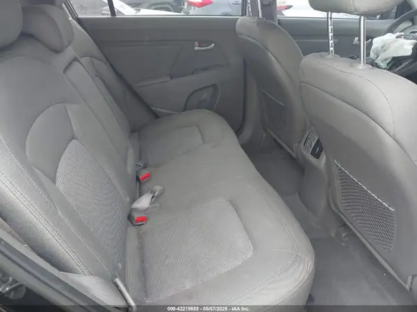 KNDPB3AC1G7805669 2016 KIA SPORTAGE - Image 8