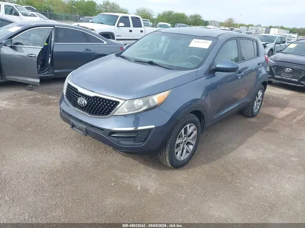 KNDPB3AC1G7814372 2016 KIA SPORTAGE - Image 2