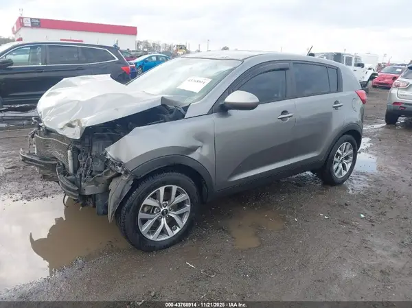 KNDPB3AC1G7820835 2016 KIA SPORTAGE - Image 2