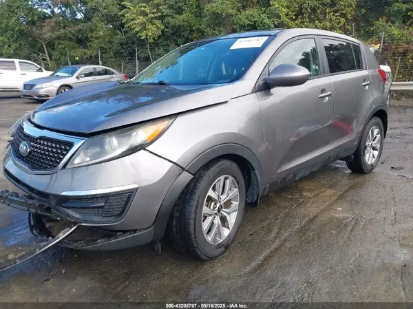 KNDPB3AC1G7823380 2016 KIA SPORTAGE - Image 2