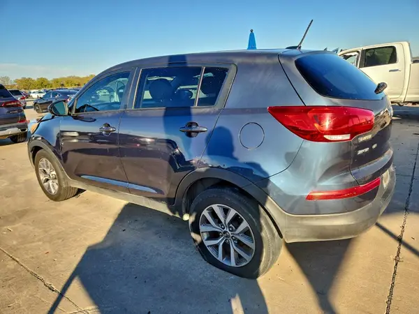 KNDPB3AC1G7836064 2016 KIA SPORTAGE - Image 2