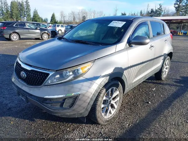 KNDPB3AC1G7857044 2016 KIA SPORTAGE - Image 2