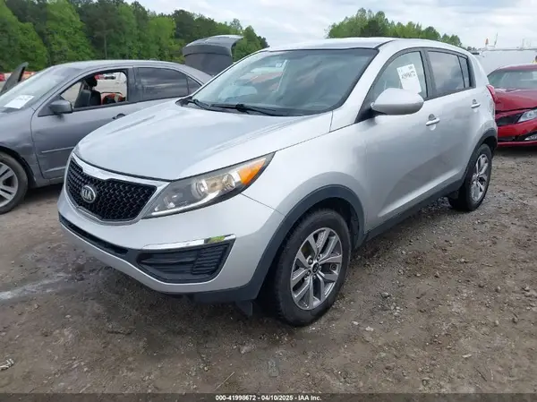 KNDPB3AC1G7872370 2016 KIA SPORTAGE - Image 2
