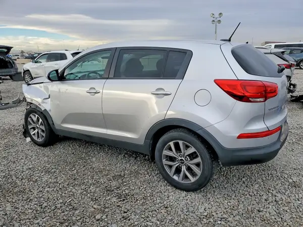 KNDPB3AC1G7873101 2016 KIA SPORTAGE - Image 2
