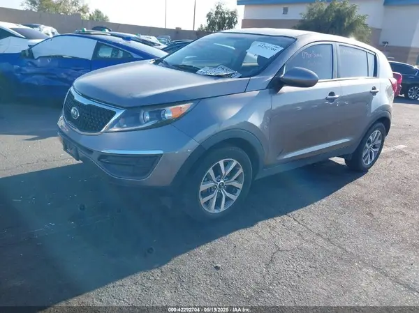 KNDPB3AC1G7873325 2016 KIA SPORTAGE - Image 2