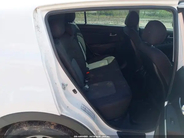 KNDPB3AC1G7878959 2016 KIA SPORTAGE - Image 8