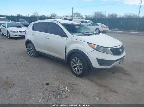 KNDPB3AC1G7880663 2016 KIA SPORTAGE - Image 1