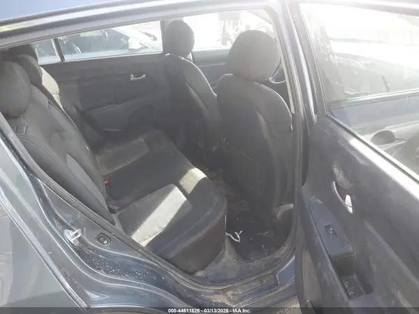 KNDPB3AC2G7796366 2016 KIA SPORTAGE - Image 8