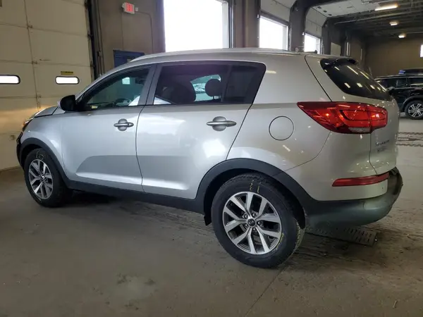KNDPB3AC2G7798831 2016 KIA SPORTAGE - Image 2