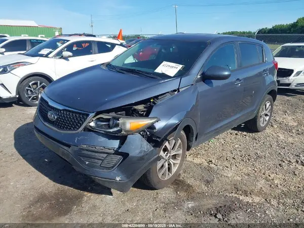 KNDPB3AC2G7820469 2016 KIA SPORTAGE - Image 2