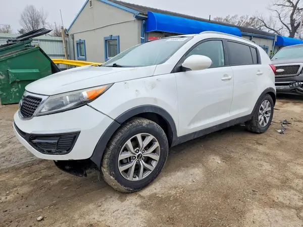 KNDPB3AC2G7830239 2016 KIA SPORTAGE - Image 1