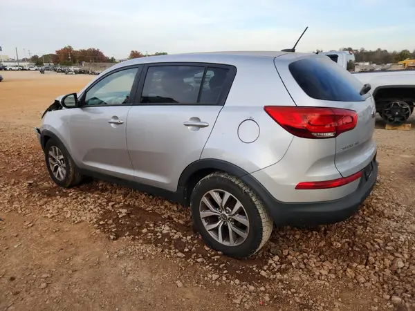 KNDPB3AC2G7837921 2016 KIA SPORTAGE - Image 2