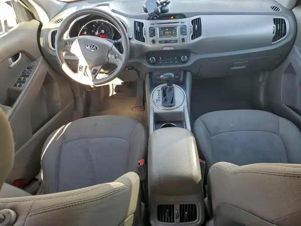 KNDPB3AC2G7855061 2016 KIA SPORTAGE - Image 8