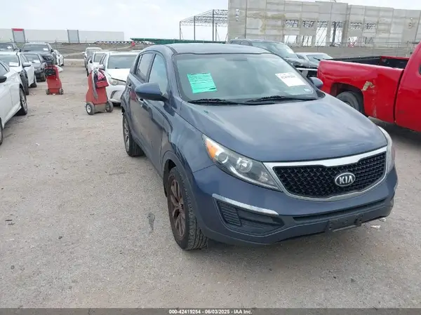 KNDPB3AC2G7858445 2016 KIA SPORTAGE - Image 1