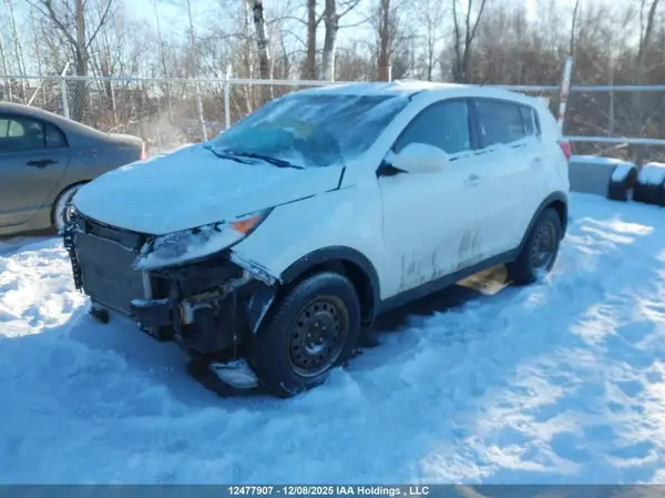 KNDPB3AC2G7860003 2016 KIA SPORTAGE - Image 2